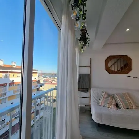 Appartement Duplex Overthetejo, 5 Min Belem Tower