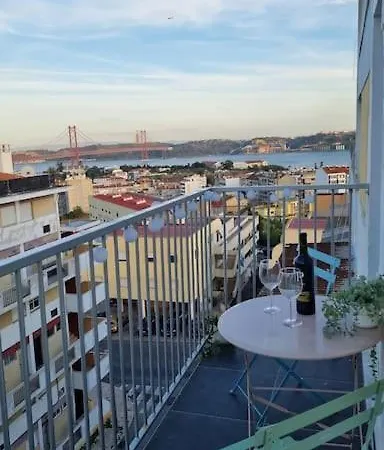 Apartment Duplex Overthetejo, 5 Min Belem Tower